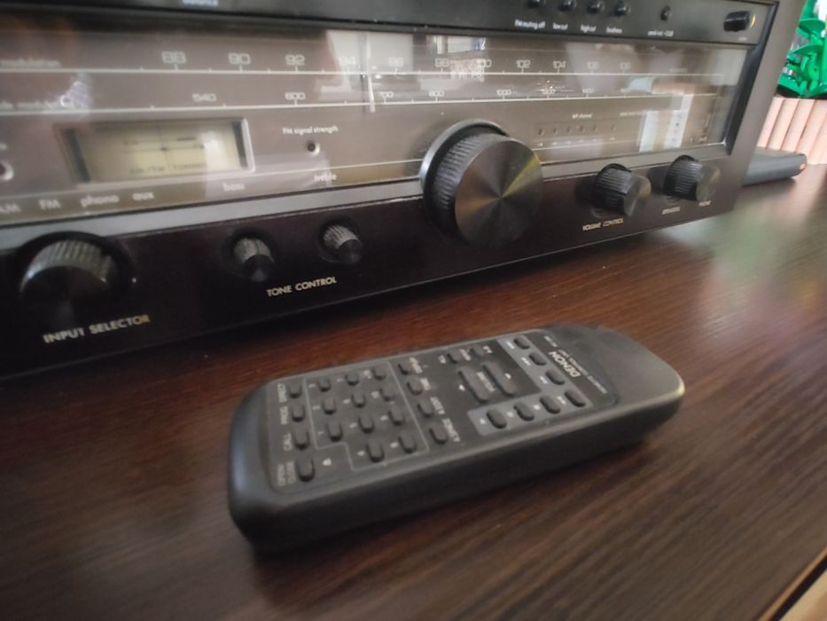 Denon DCD 2560. Klasyczny odtwarzacz CD. Pilot Denon