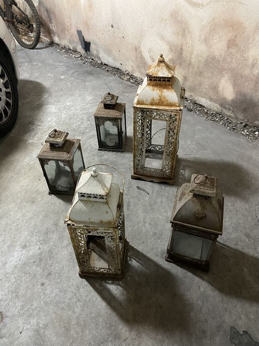 Lanternas a necessitar de restauro
