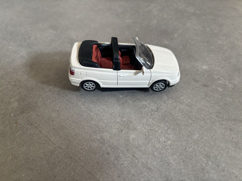 Model New Ray skala 1/43 VW Volkswagen Golf 3 Cabriolet