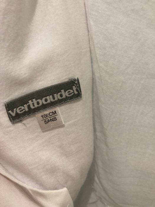 Vestido de ceremónia.