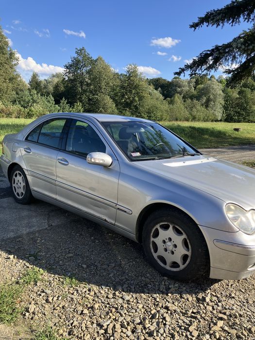Mercedes  Benz C