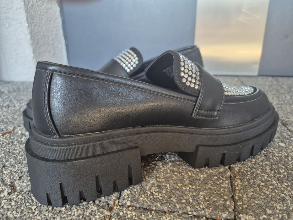 Even&Odd loafersy z cyrkoniami