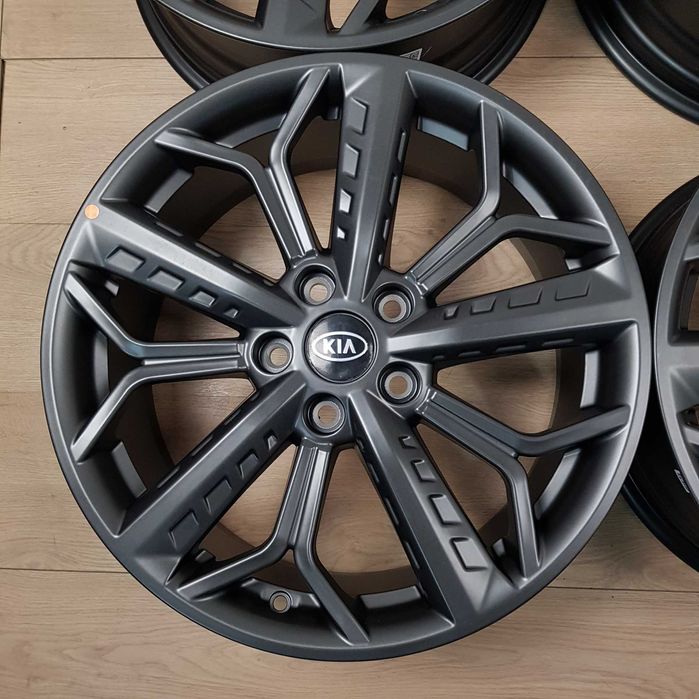 Диски Оригінал НОВІ Hyundai R18 5x114 Kona Santa Fe Tucson Mazda 3 6