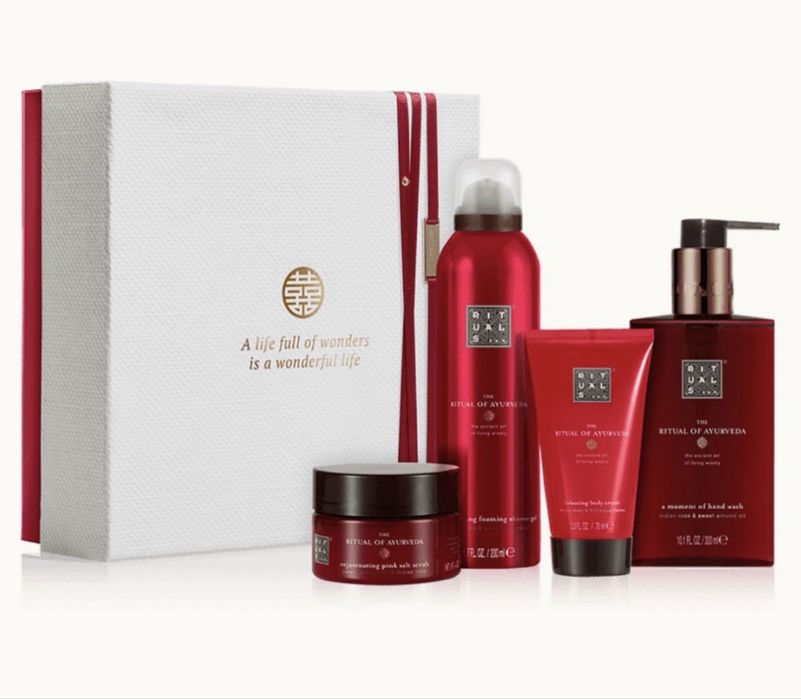 Подарунковий набір THE  RITUAL OF AYURVEDA новий запакований