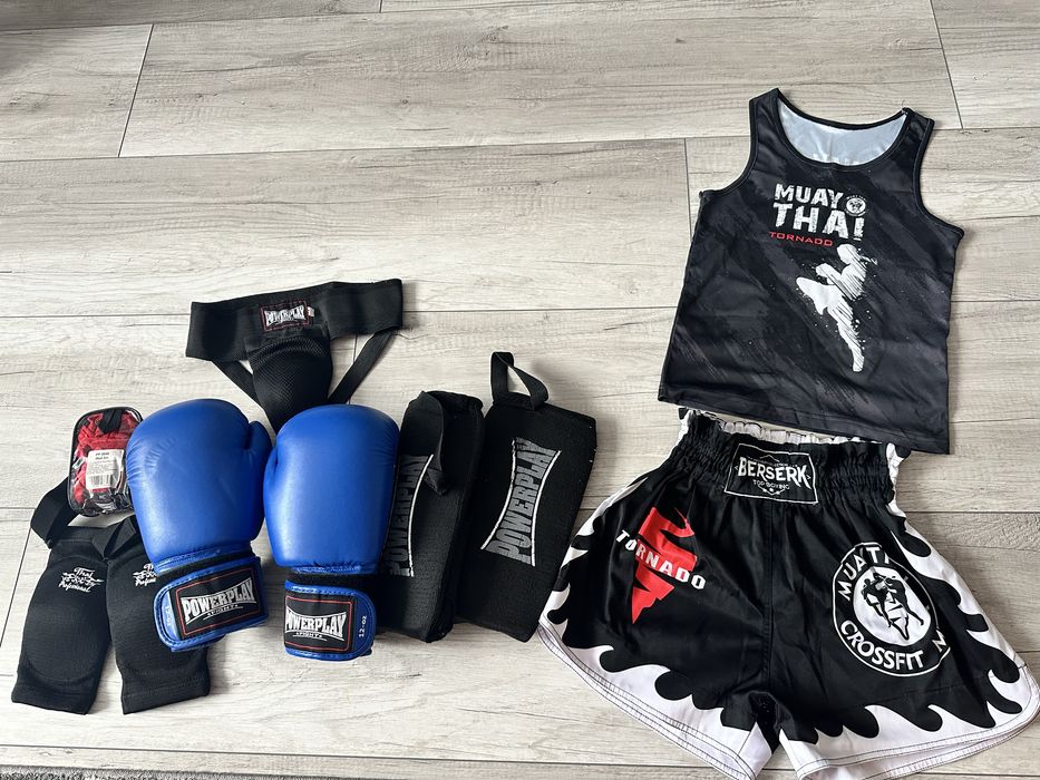 Боксерські рукавиці форма і тд powerplay