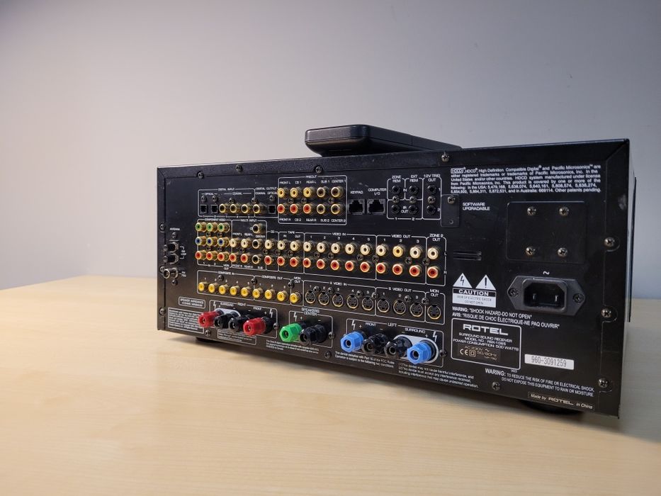 Amplituner Rotel RSX-1065 + Rotel RR-1050 – Klasa premium, hi-fi