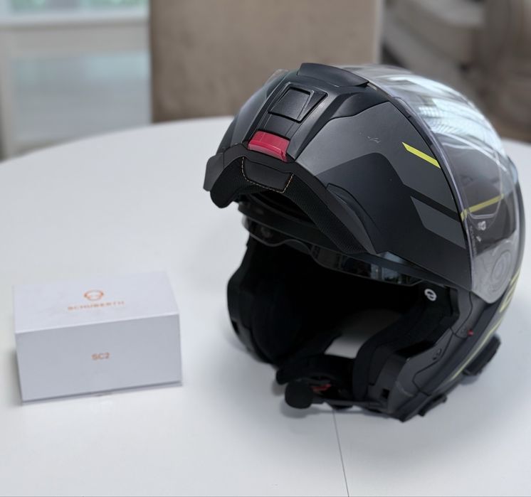 Kask motocyklowy Schuberth C5 z interkomem SC2 rozmiar L 59