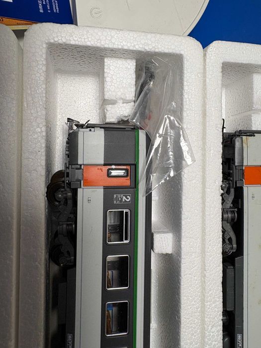 Roco RENFE H0 – Conjunto 3 Carruagens 44411 / 44412