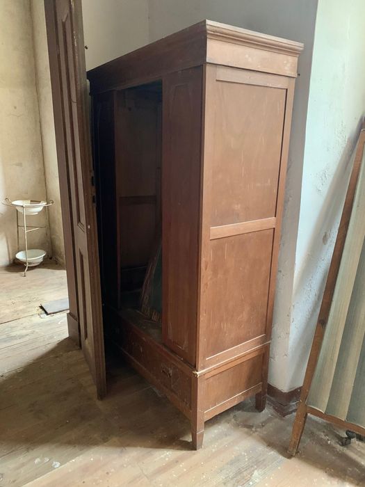 Moveis para dar Solar Seculo XIX