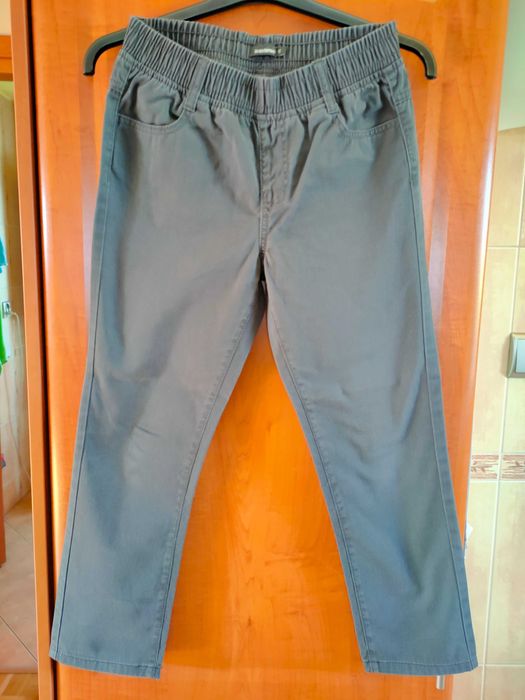 Spodnie chłopięce in extenso