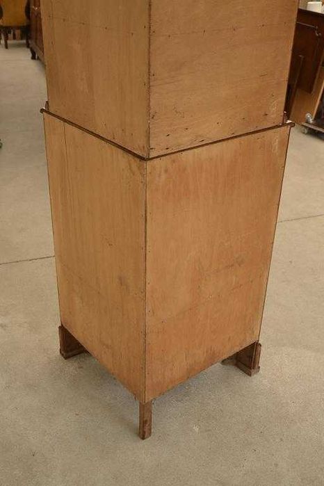 stylowa narożna witryna