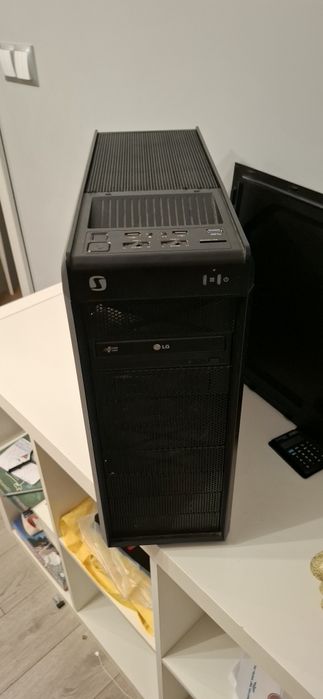 Komputer gamingowy rx 580/ i7 / 16gb ram
