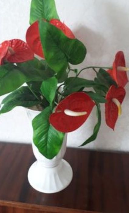 Чаша с цветком. Подвазонник с цветком. 200грн