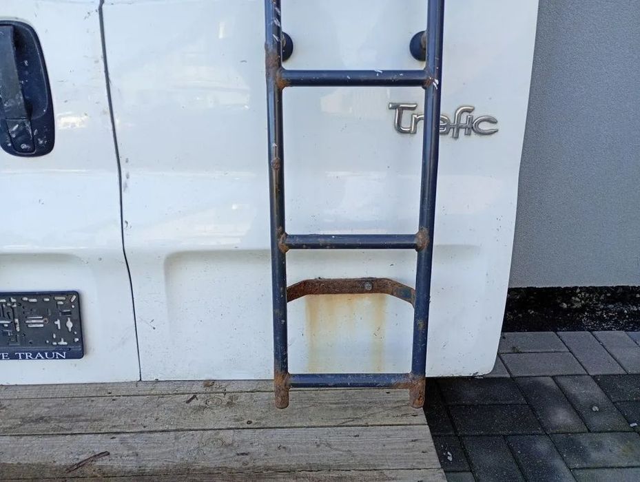 drzwi tylne lewe prawe tył z drabinką opel vivaro a trafic ii primasta