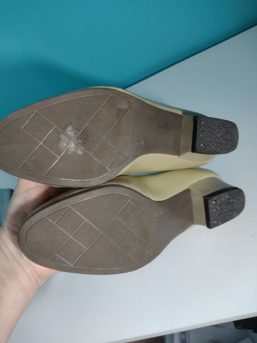 Buty damskie 4 pary rozm. 38, 39