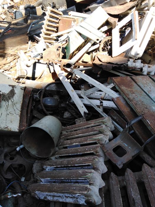 МЕТАЛОБРУХТ 5.3--5.5 грн/т.Приймаємо,купуєм.Від 200кг.