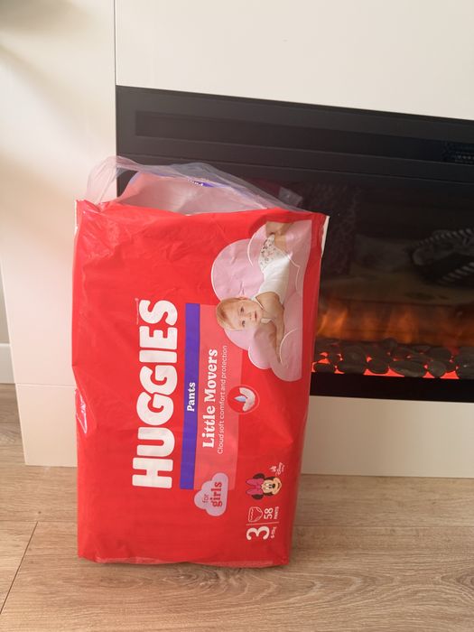 Підгузники- трусики Huggies Little Movers 3 ( відкриті)