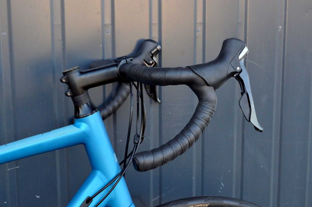 FV23 komfortowy Cube Attain Race L Disc Tiagra 2x10 endurance Road+