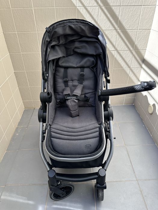 Duo Chicco carrinho de passeio, ovo e sistema de ISOFIX