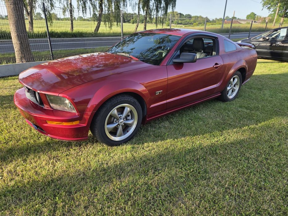 Ford Mustang Mustang GT 4.6 300KM