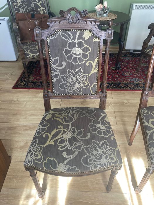 Piękne drewniane krzesła i fotele! Komplet. Polecam!