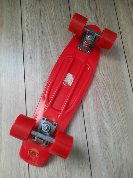 Пеніборд, скейт.