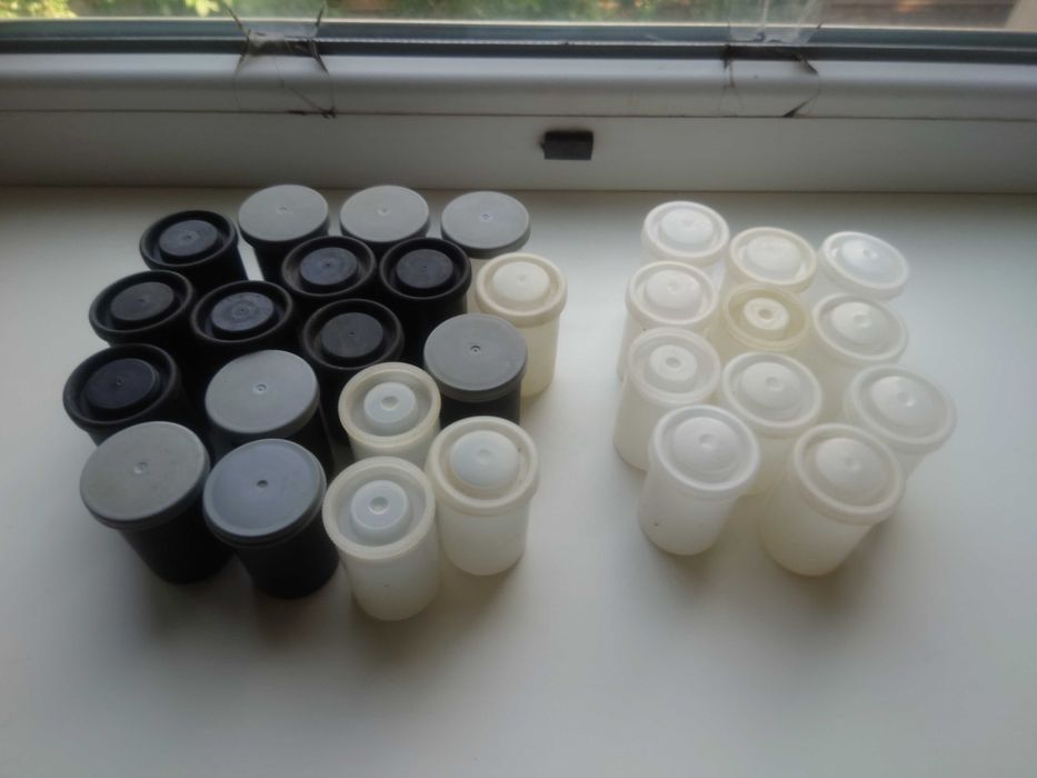 36 грн. За штуку, Контейнеры для кассет Фотопленки Тип-135 (35 мм)