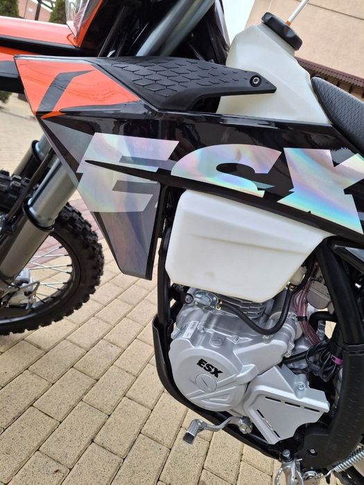 кросовий мотоцикл ESX 250