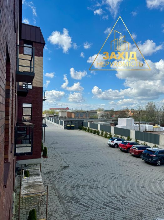 Однокімнатна Новобудова р-н ТРЦ «Імідж», є розетка для зарядки на електромобіль і бомбосховище