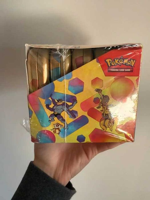 Pokémon 151 mini tin display english