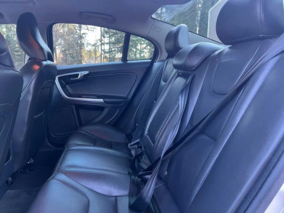 Volvo S60 T5 Dynamic      2017