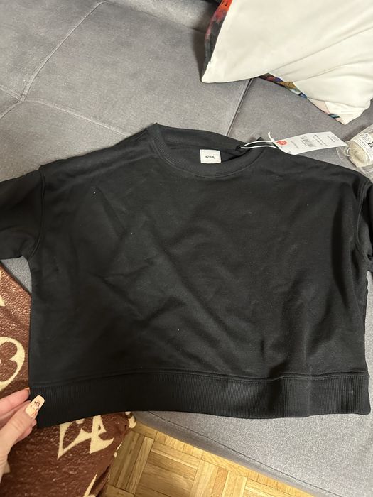 Bluza damska czarna Crop top krótka długie rękawy