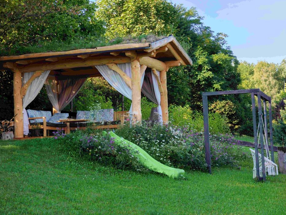 Domek w górach z balią,  Beskid Wyspowy Laskowa