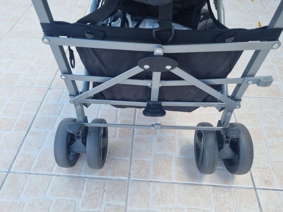 Carrinho bebe redkite preto bengala