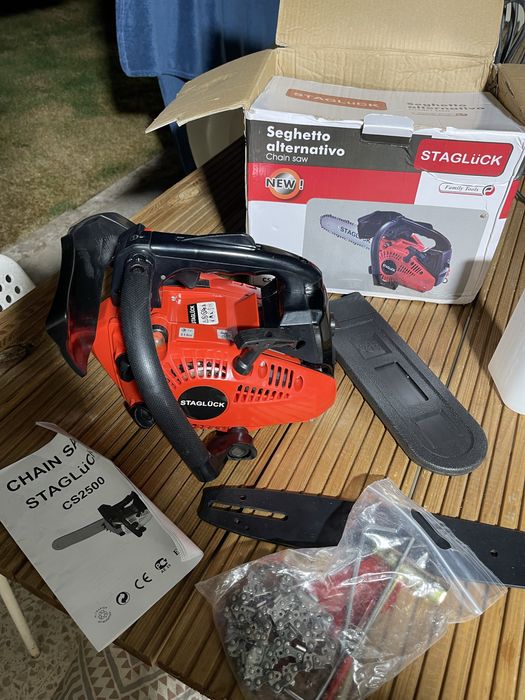 Motoserra nova a gasolina