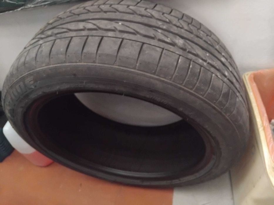 1 Pneu Bridgestone Potenza 245/45/R18  100Y