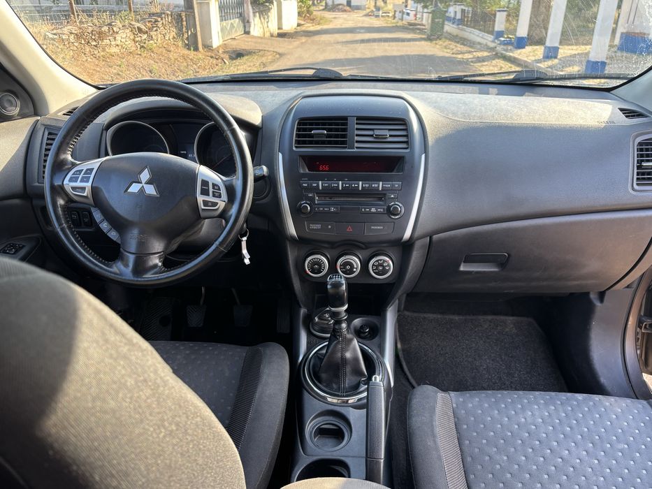 Mitsubishi ASX — fotografia 4