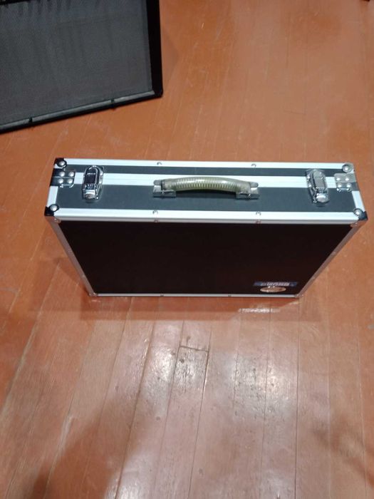 Продам    педалі ефектів до гітари