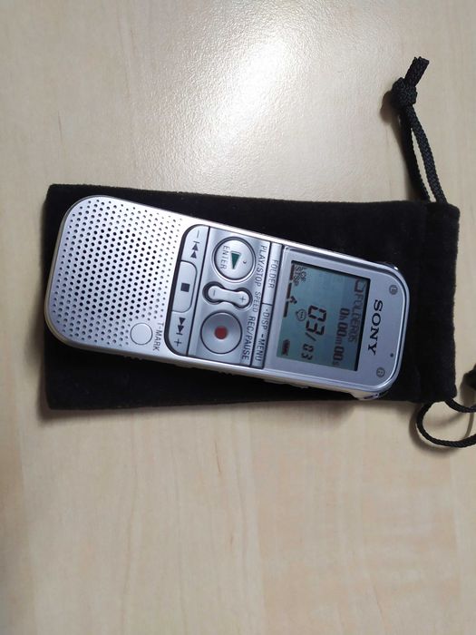 Продвинутий диктофон Sony ICD-AX412F в ідеалі