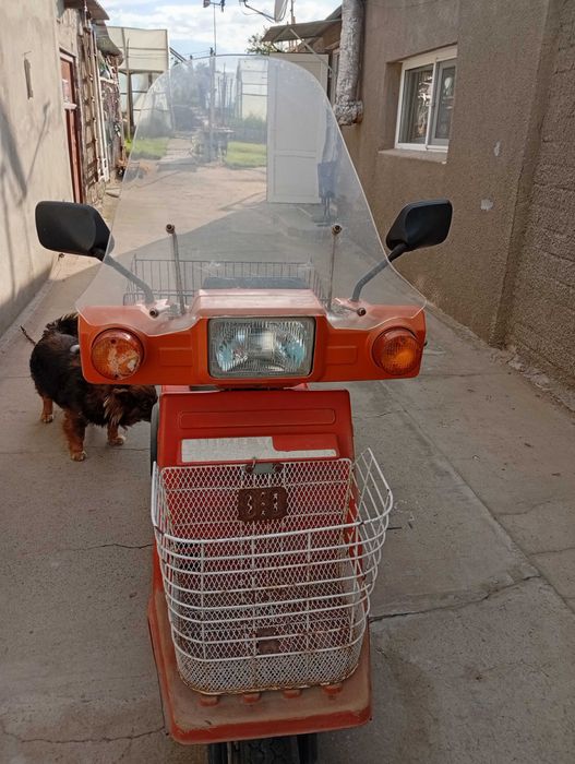 Продаю мопед Хонда Гуру.