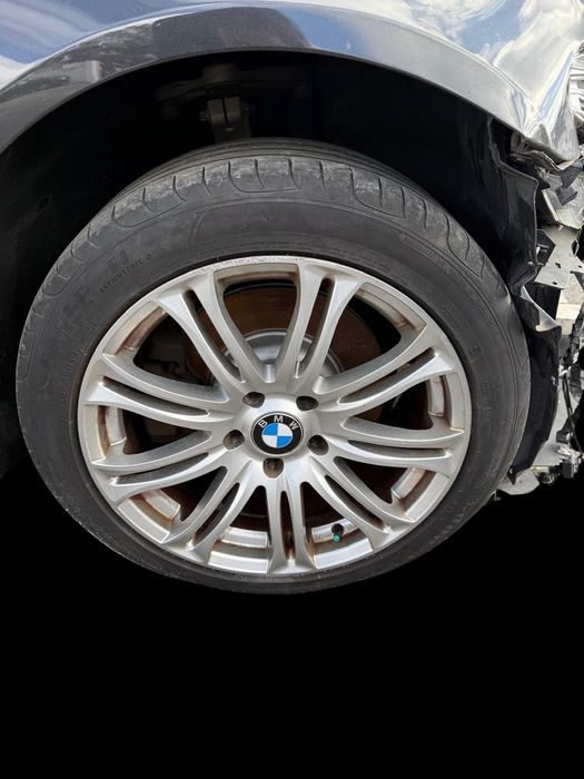 Jante Frente Direita - BMW 5