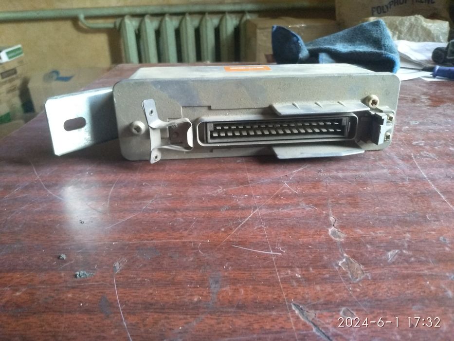 Блок управления  alfa Romeo 164