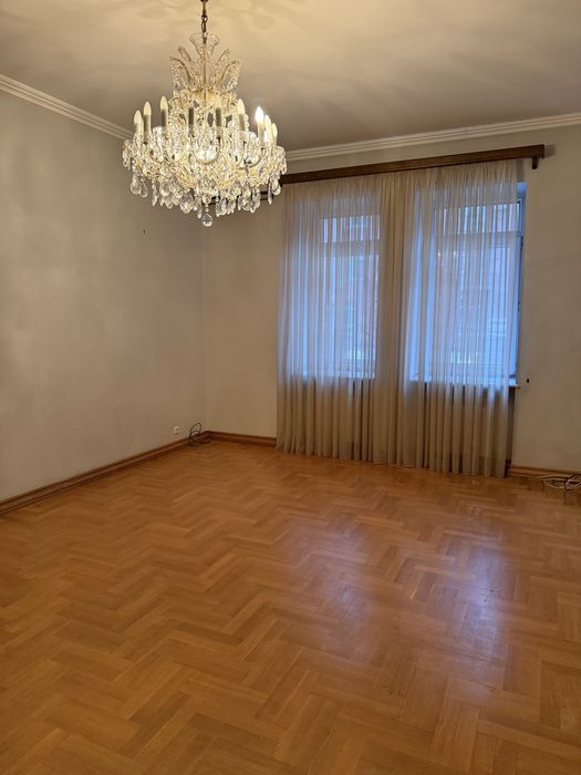 КИЇВ/Саксаганського 29. Продаж 3-кімнатної квартири 125м2/з меблями
