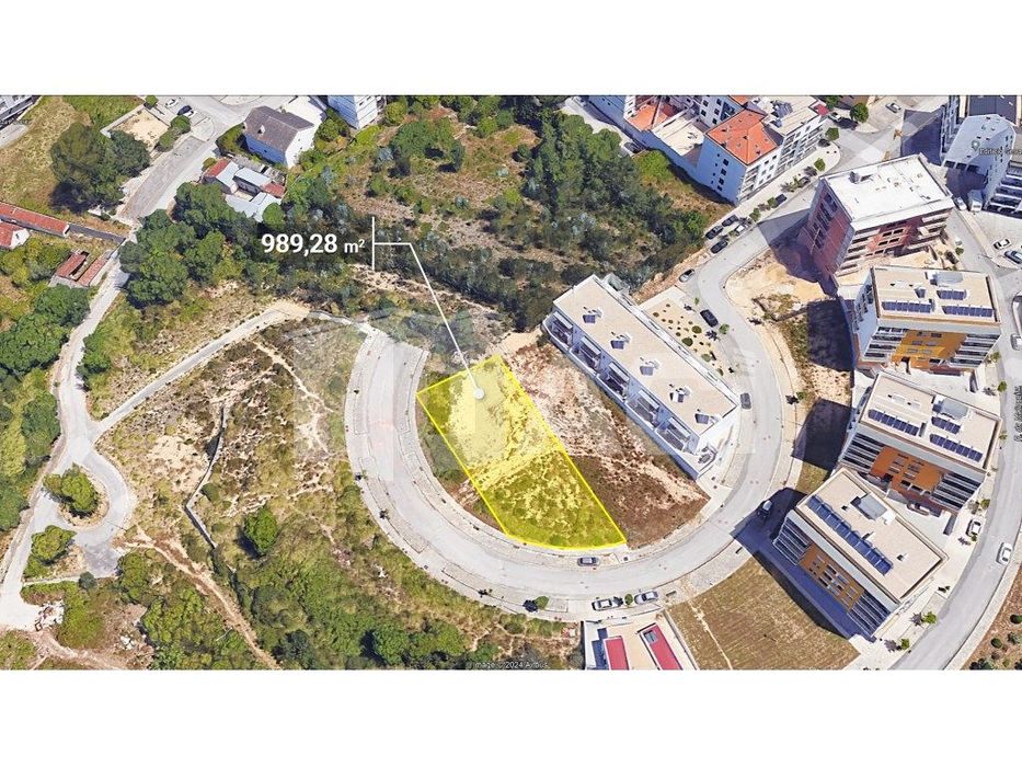 TWIN-HOUSE PLOT - Serrada do Pinhal, Marrazes, Leiria