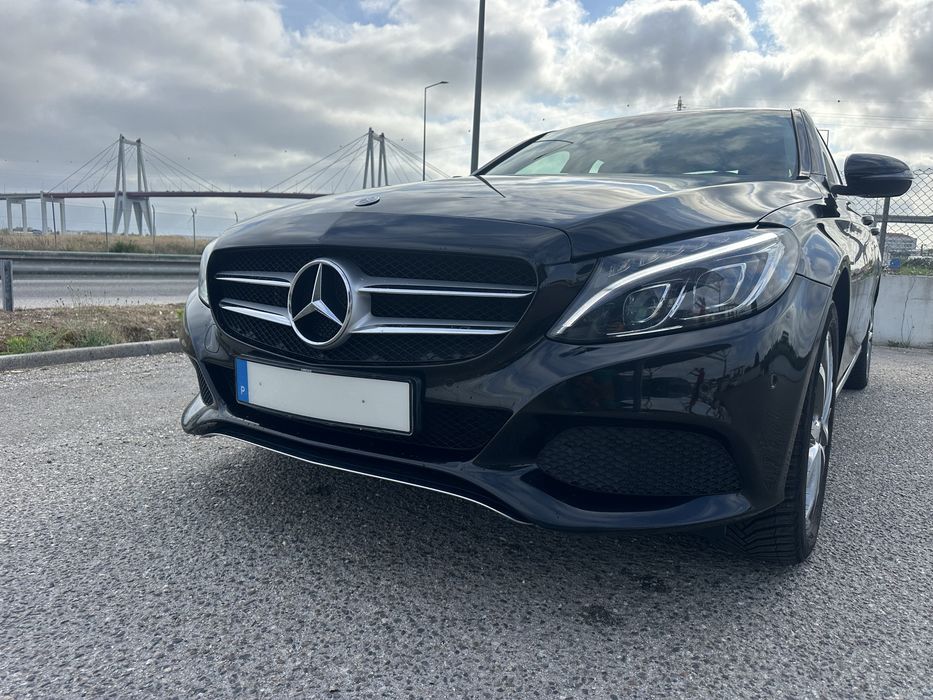Mercedes-Benz C220 Avantgarde Aceito Retoma