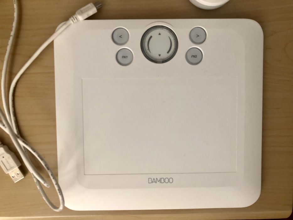 Mesa digital para desenhar ou rato - Bamboo