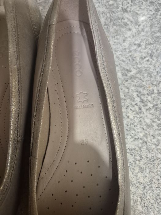 Ecco baleriny beżowe 38 JAK NOWE !