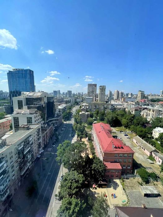 Генератор ЖК Aurum вул Паньківська Олімпійська