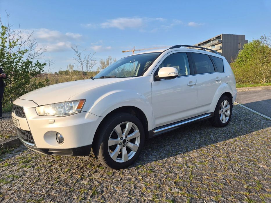 Mitsubishi Outlander 2.2 DI-D Instyle