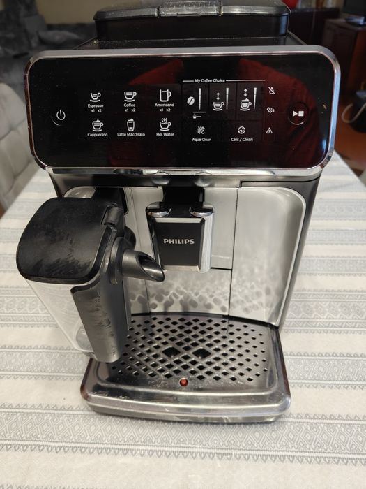 Продається кавомашина PHILIPS ep3246